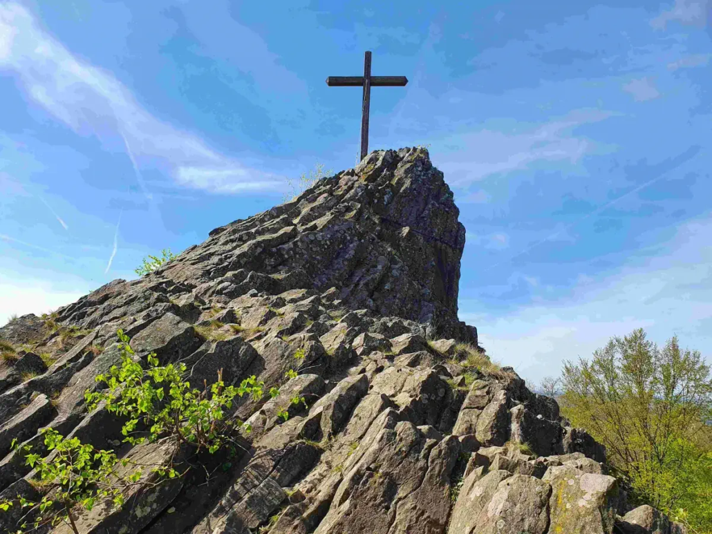 Der Druidenstein bei Herkersdorf in Rheinland-Pfalz.