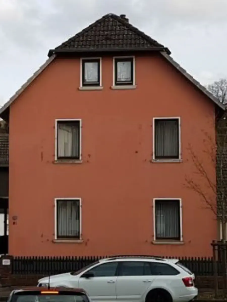 Ein altes Haus wird wieder neu - vor der Renovierung, Eitorf, Rhein-Sieg-Kreis,