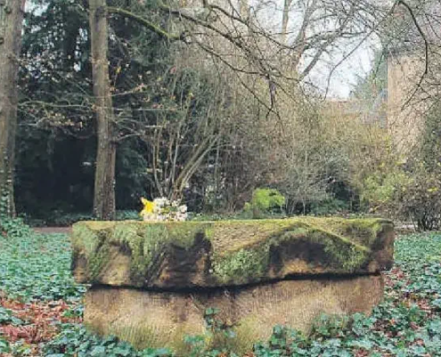 Die Reste der Roemer in Koeln, ein Sarkophag, Rheinland.