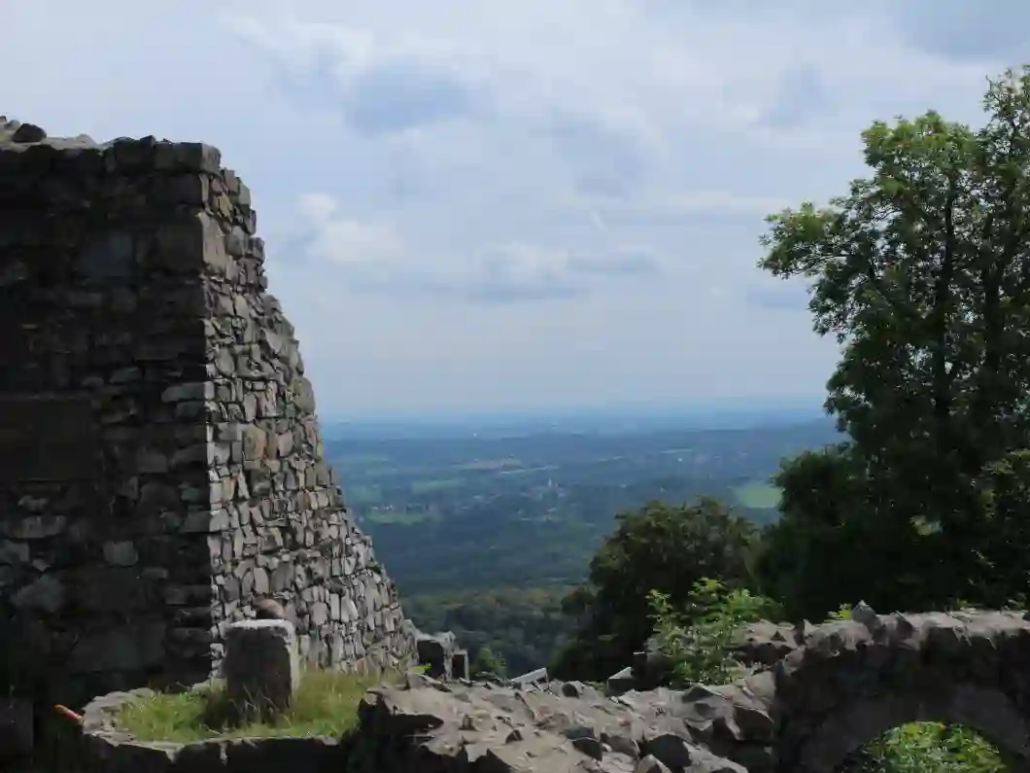 Der Fluch des Drachen und die Toten im Siebengebirge.