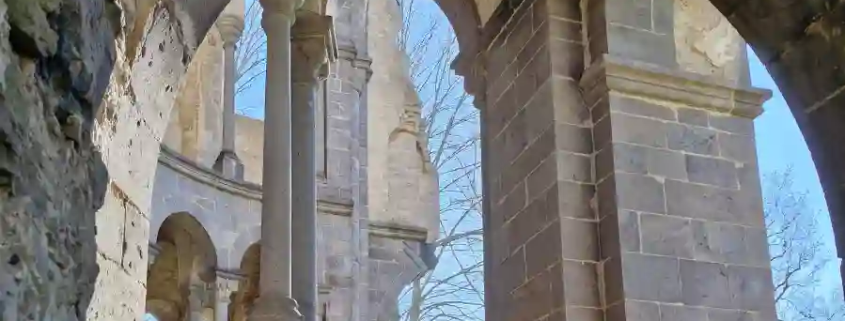 Verlassene Kirche wenn das Heilige unheimlich wird Heisterbach