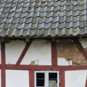 Erdbeben im Rheinland Haus