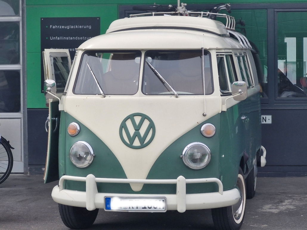 Oldtimer ueberrollen Eitorf T4