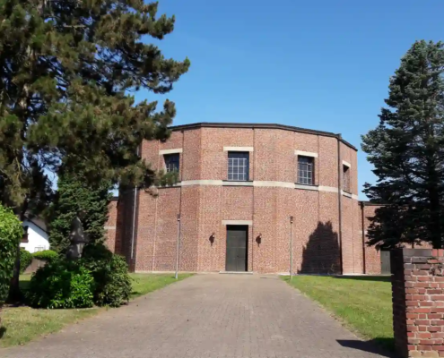 Die Kirche St. Josef steht erneut zum Verkauf aussen groß