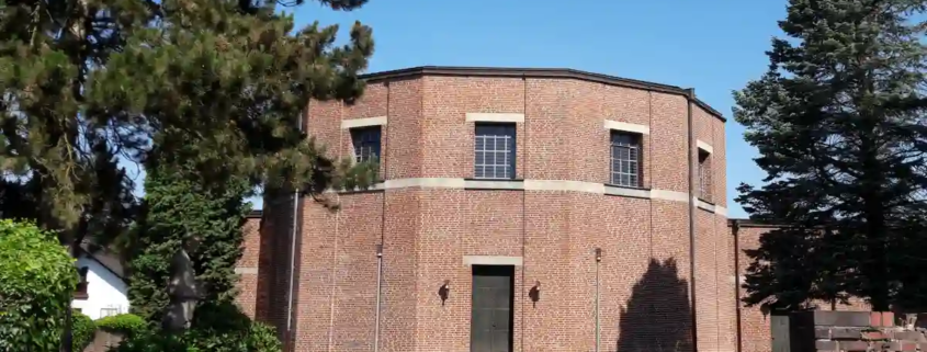 Die Kirche St. Josef steht erneut zum Verkauf aussen groß