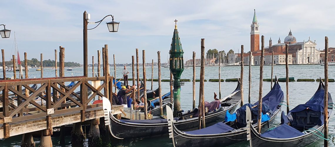 Die Gondeln von Venedig. (Foto: Inga Sprünken)